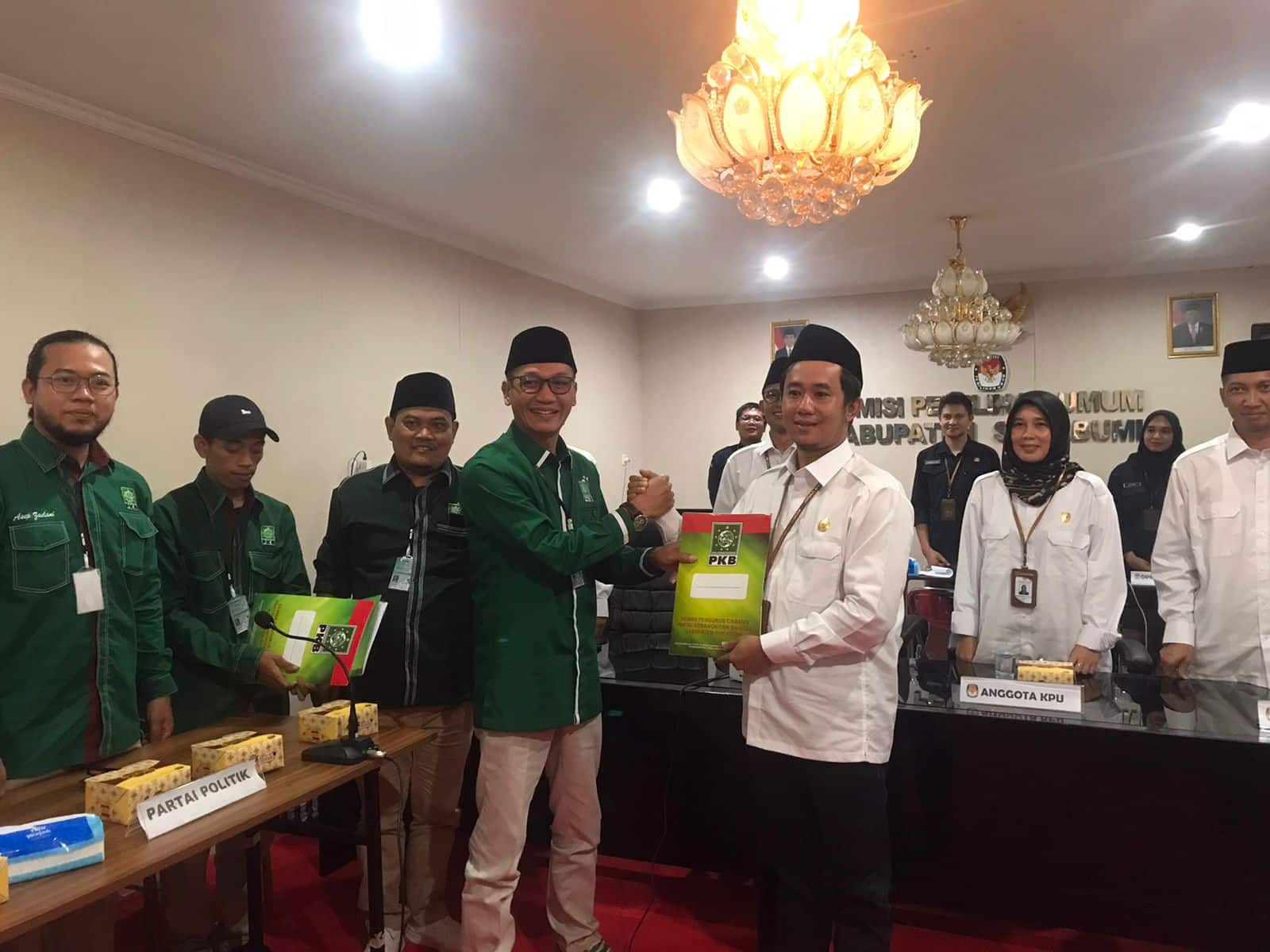 Edukasi Politik Dan Partisipasi Pemilih Di Pilkada Sukabumi 2024