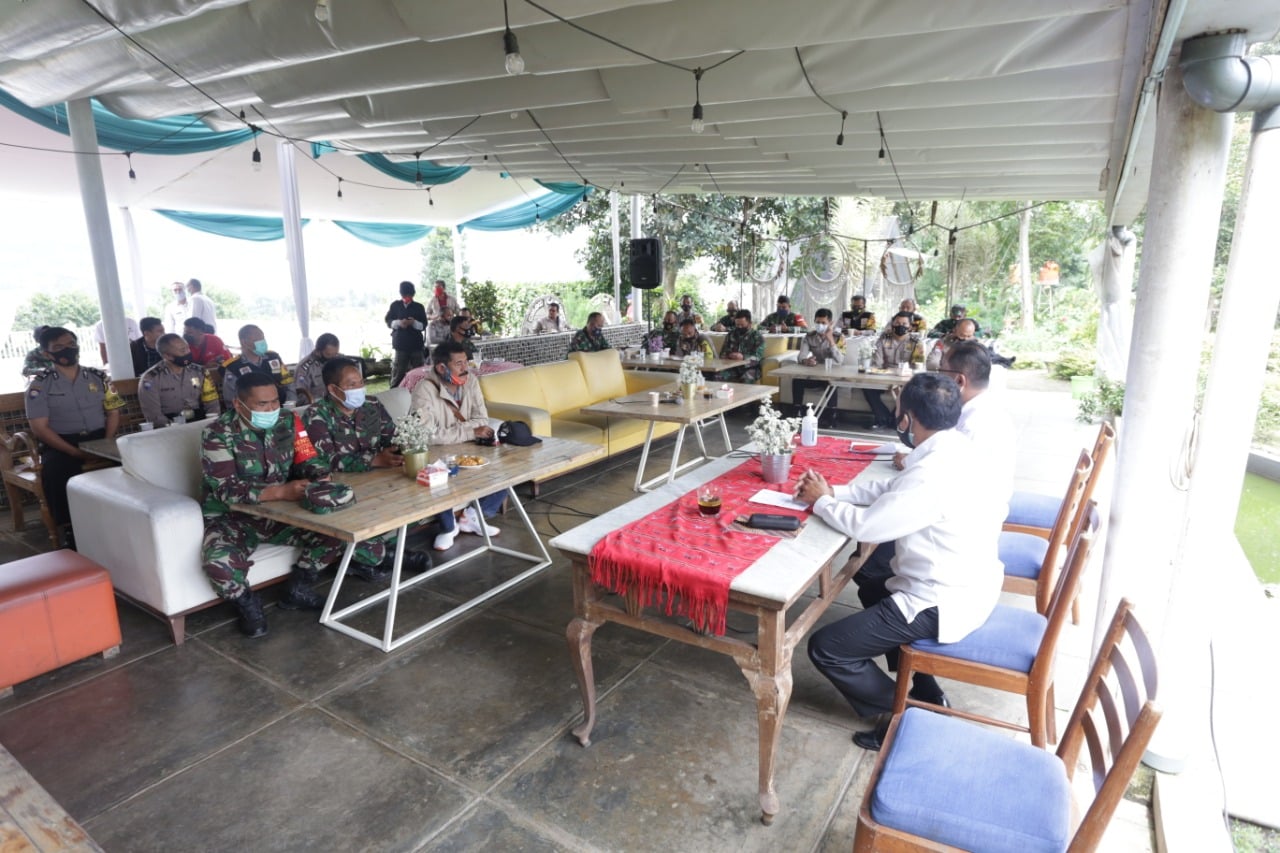 Tanggapan Masyarakat Terhadap Netralitas Tni Dan Polri Dalam Pilkada Cimahi