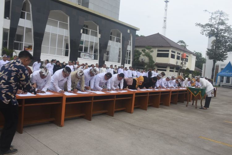 Kandidat Pilkada Cirebon 2024 Dan Visi Misi Mereka