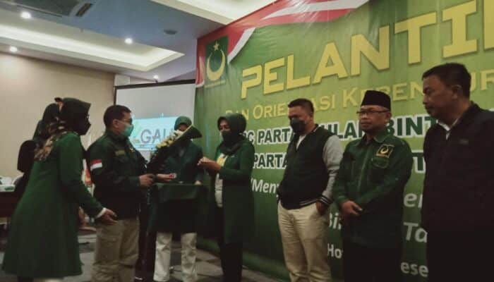 Edukasi Politik Dan Partisipasi Warga Dalam Pilkada Karawang 2024