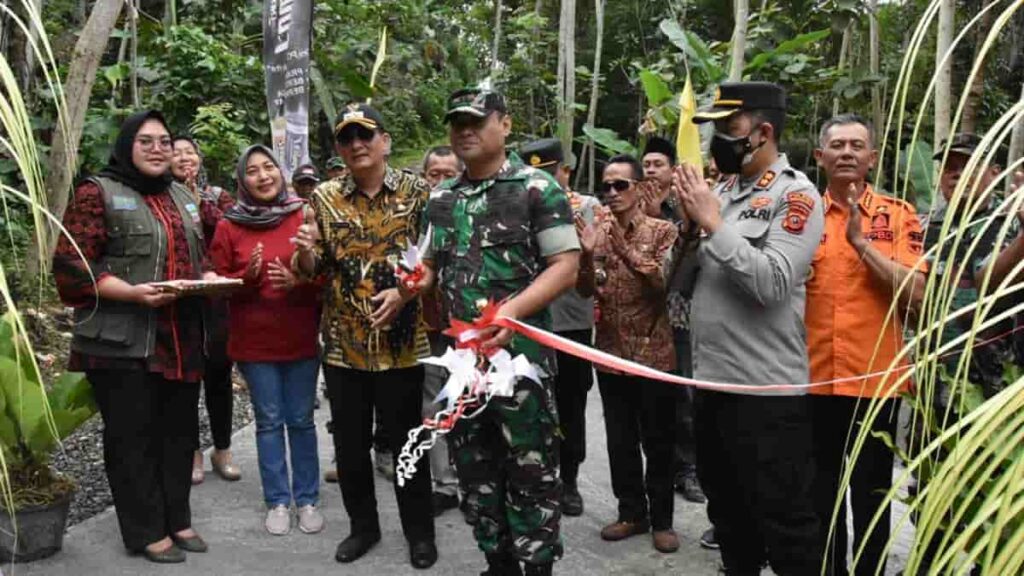 Edukasi Netralitas Tni Dan Polri Untuk Masyarakat Pangandaran Menjelang Pilkada