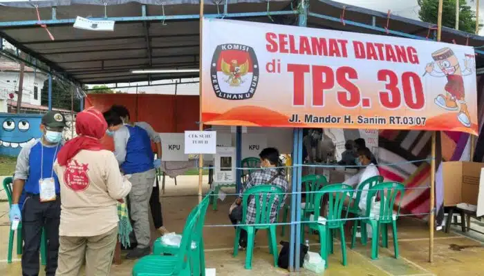 Peralatan Pencoblosan Pilkada  Depok Dan Tingkat Partisipasi