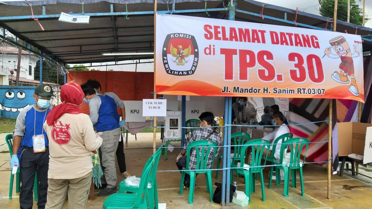 Peralatan Pencoblosan Pilkada  Depok Dan Tingkat Partisipasi