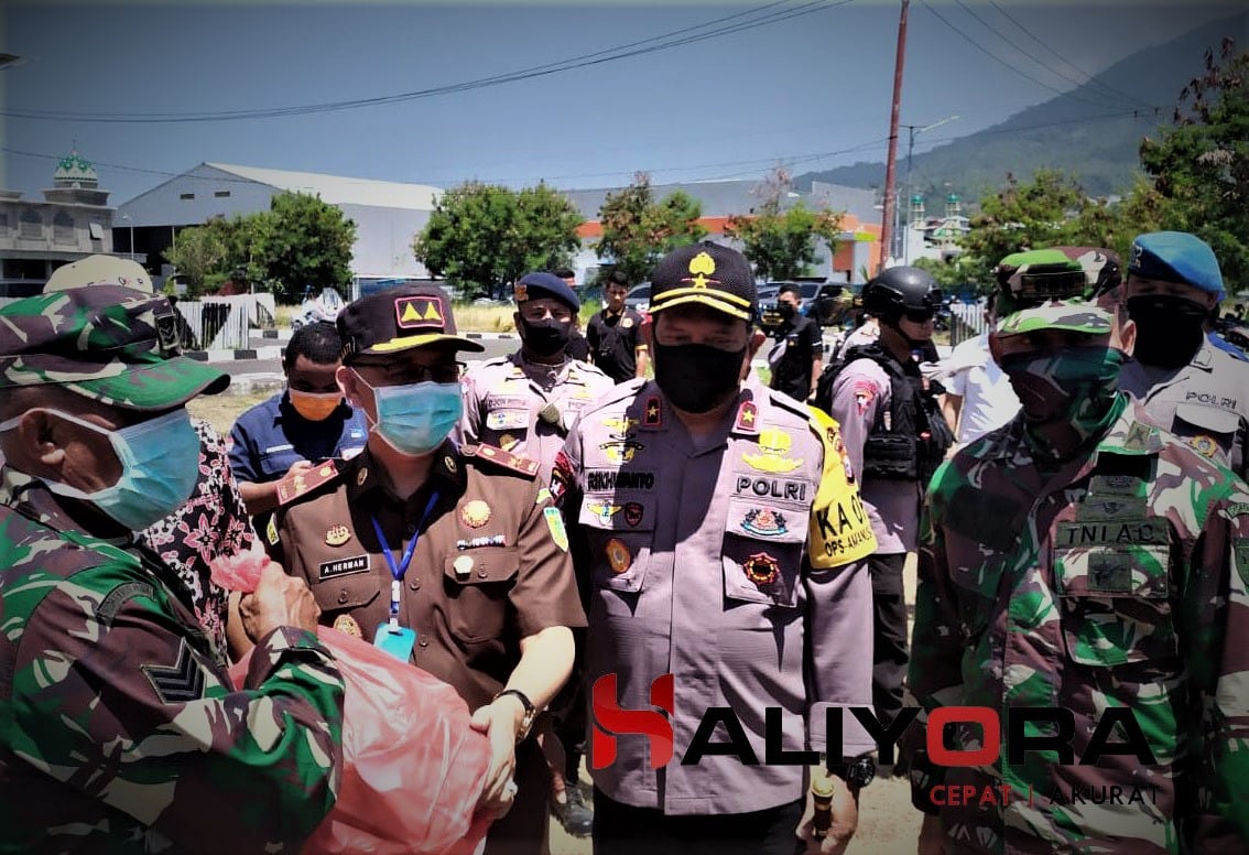 Tanggapan Masyarakat Terhadap Netralitas Tni Dan Polri Dalam Pilkada Tasikmalaya